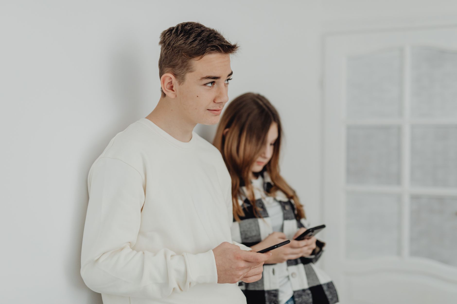 Le téléphone tue votre couple : 40% des conflits viennent de l'écran (et comment inverser la tendance)